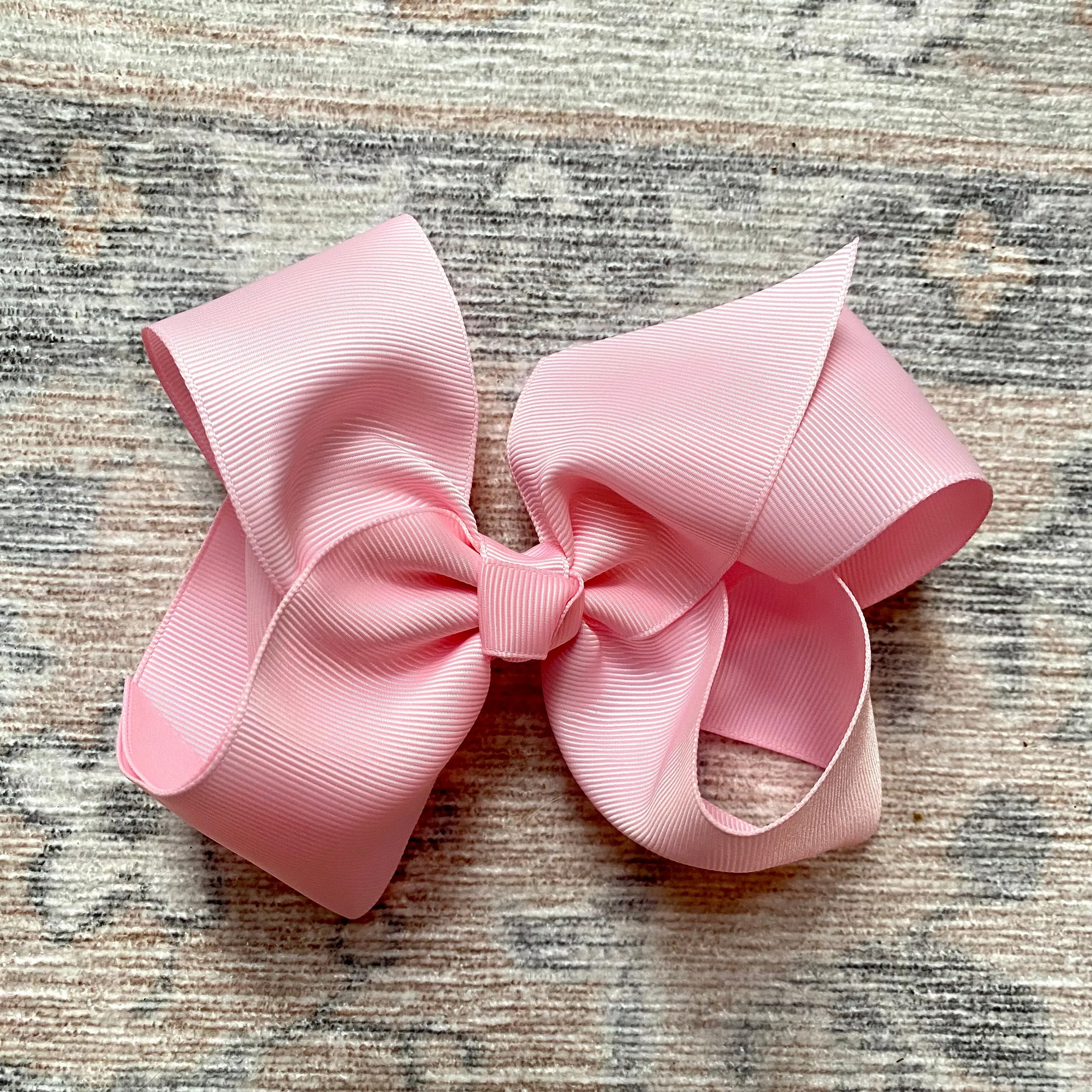 Hair Bow in Grosgrain Ribbon - 6 inch