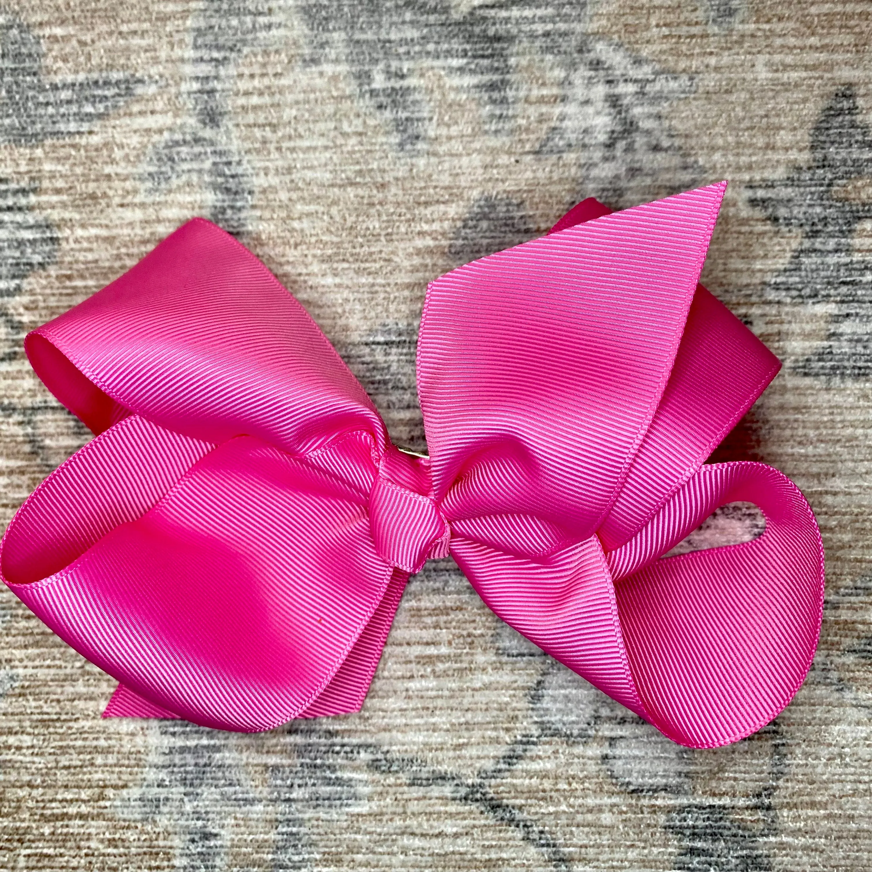 Hair Bow in Grosgrain Ribbon - 6 inch