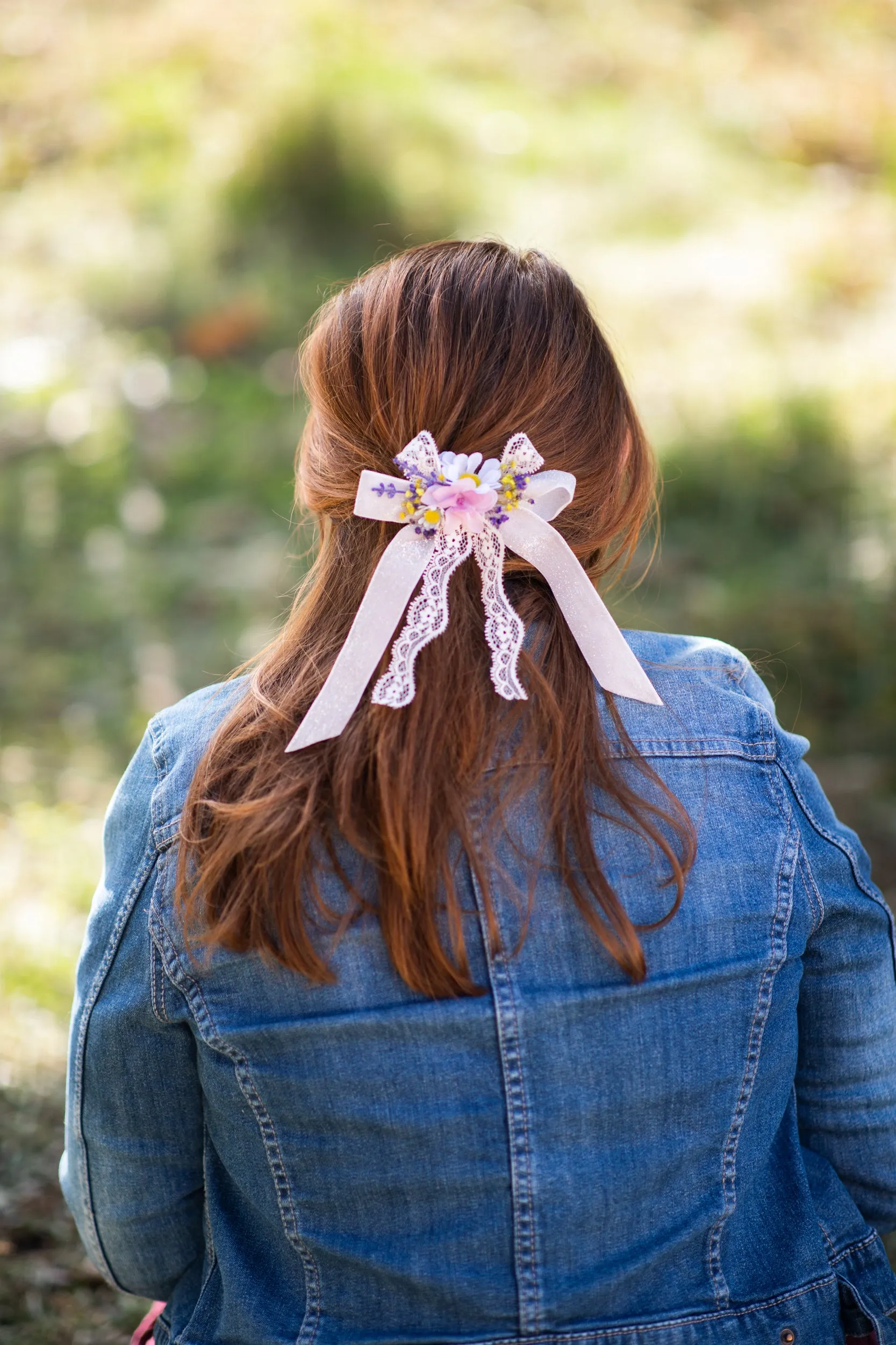 Meadow flower hair clip Bridal barrette clip with daisy Customisable Hair bow Ribbon Lace ponytail clip Gift for her Wedding 2021 Pink clip